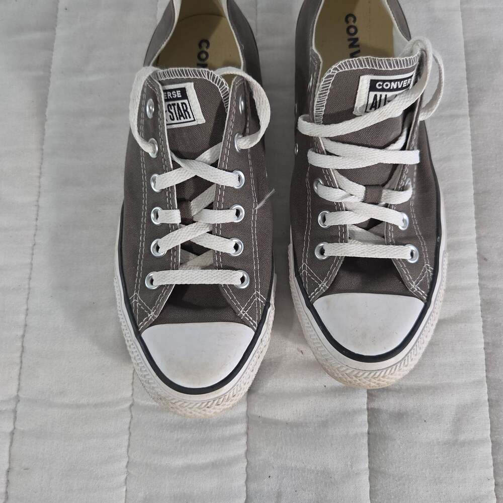 Converse All Star Chuck Taylor Low Top Canvas Sneakers in Charcoal Gray Size 7